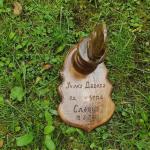 #178 Gusle holder with stand and inscription