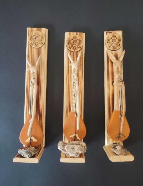 Gusle souvenir with stand (eagle, Montenegro coat of arms, about 30 cm)