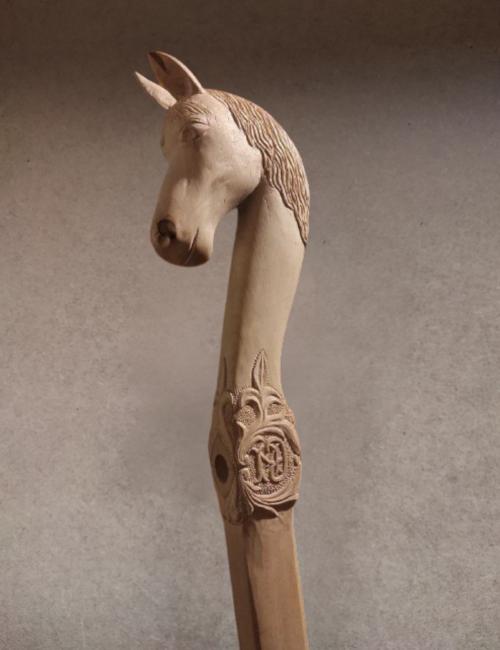 Gusle with horse, without carvings